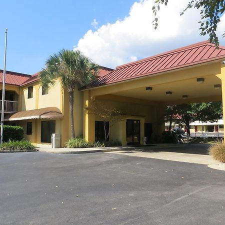Fairview Inn & Suites Mobile Exteriér fotografie