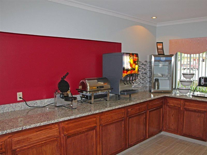 Fairview Inn & Suites Mobile Exteriér fotografie