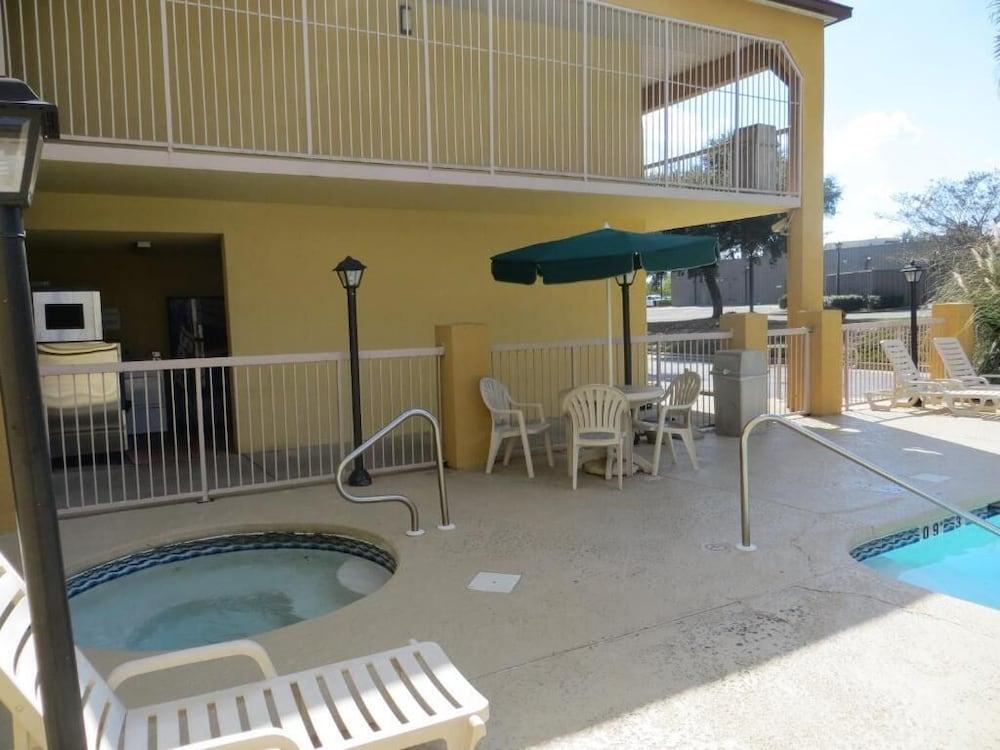 Fairview Inn & Suites Mobile Exteriér fotografie