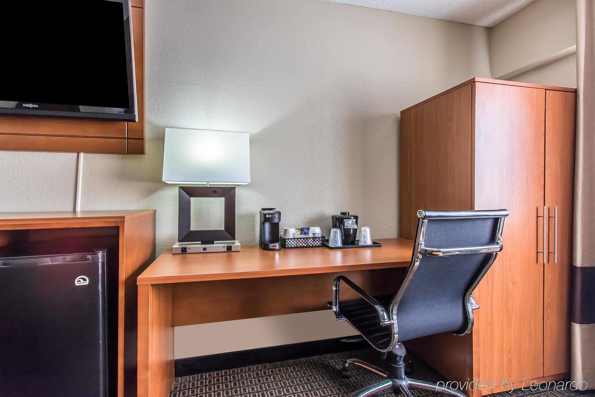 Fairview Inn & Suites Mobile Exteriér fotografie