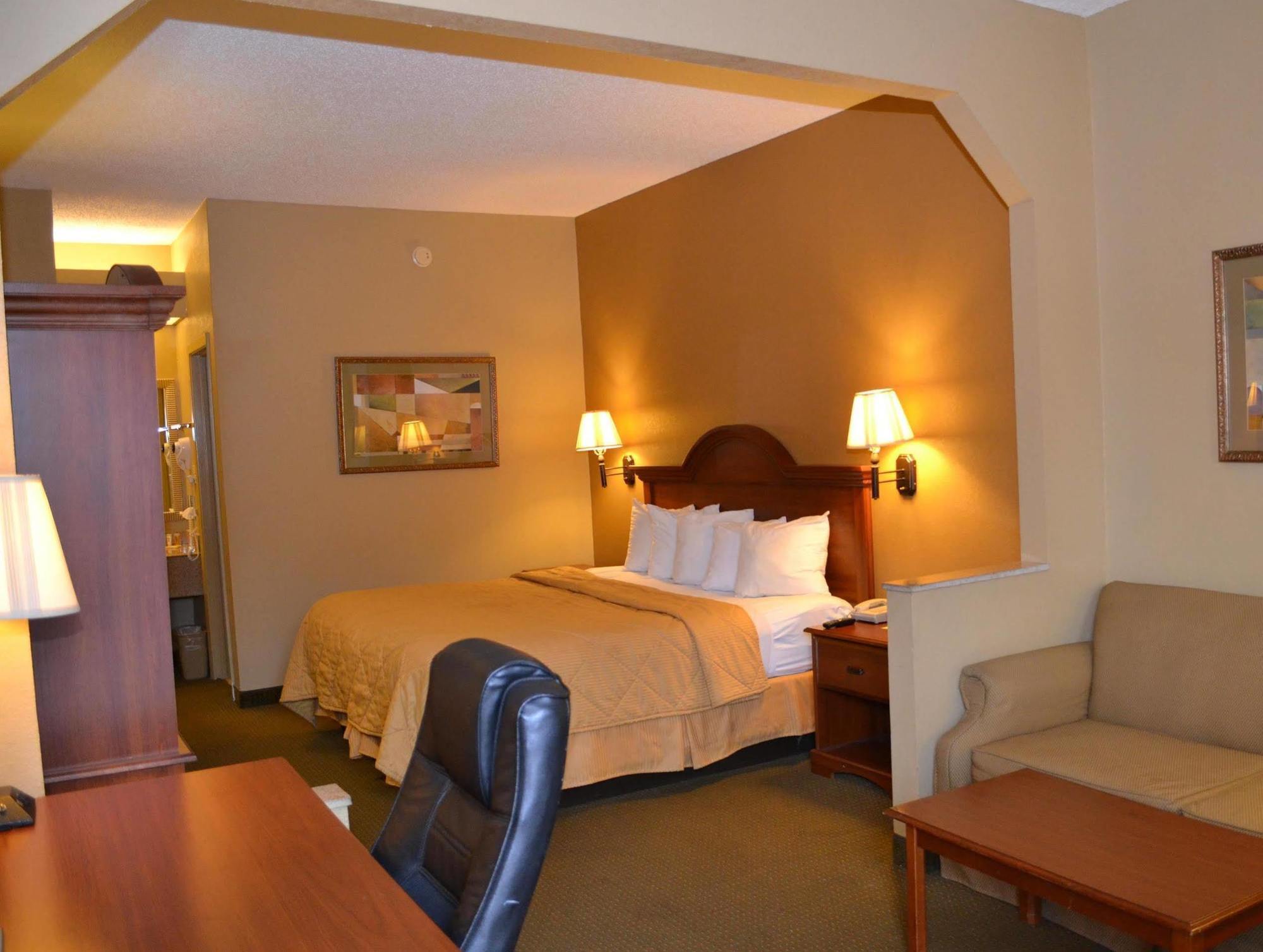 Fairview Inn & Suites Mobile Exteriér fotografie