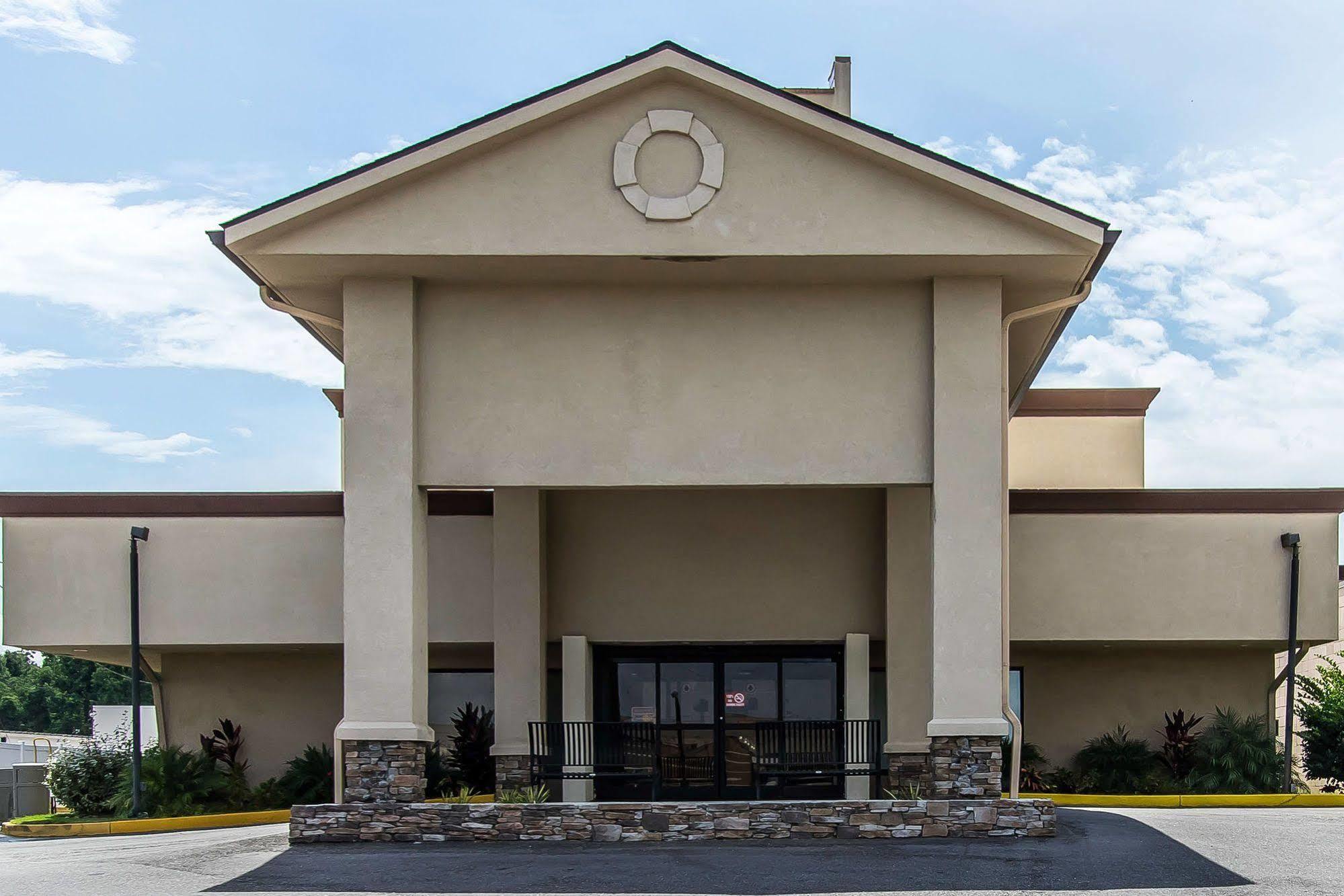 Fairview Inn & Suites Mobile Exteriér fotografie