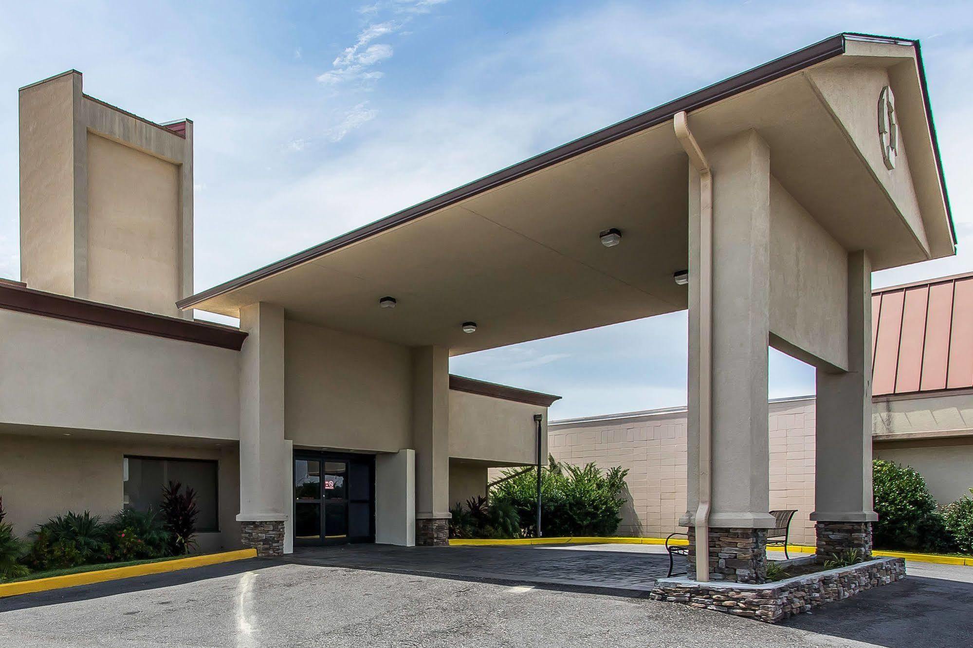 Fairview Inn & Suites Mobile Exteriér fotografie